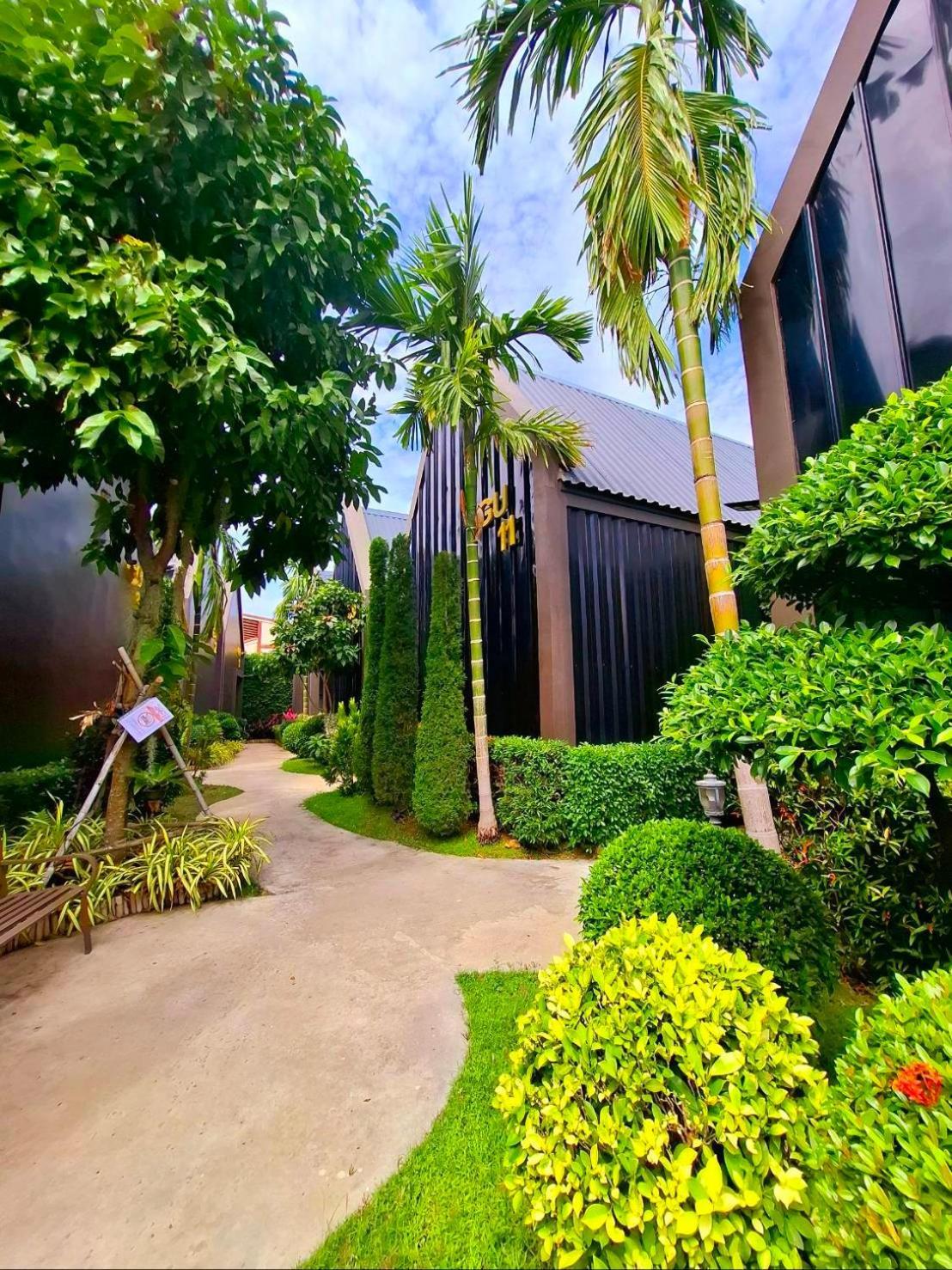 Sawasdee​ Buriram​ Resort エクステリア 写真