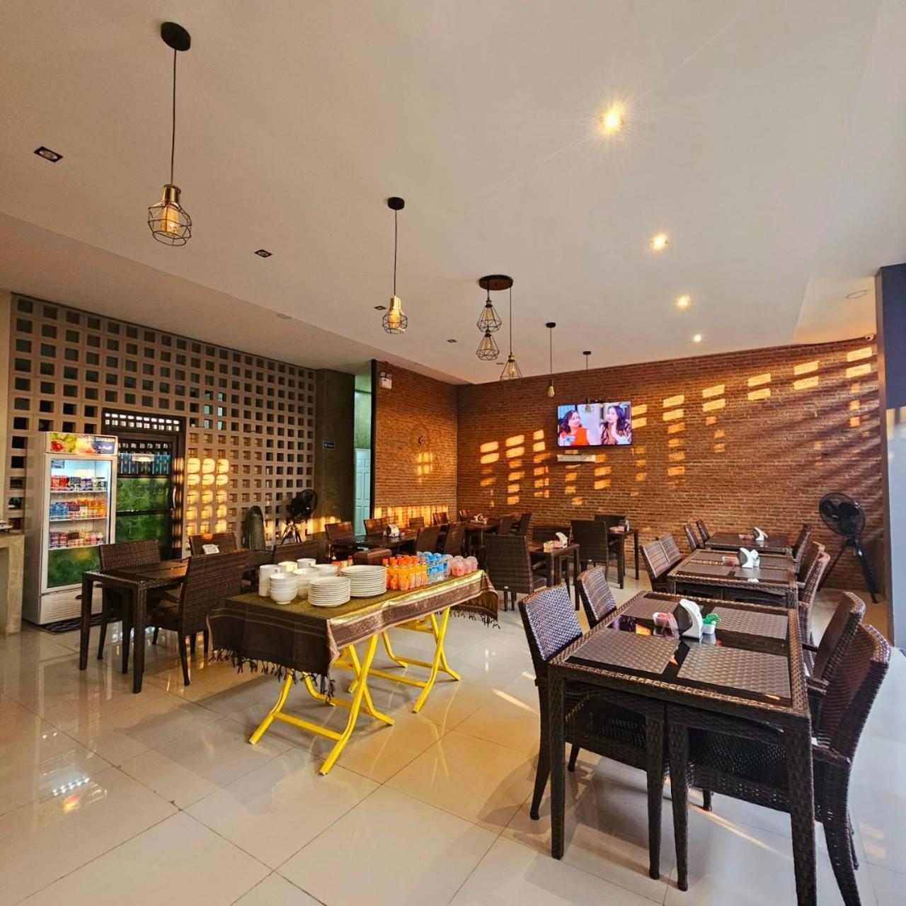 Sawasdee​ Buriram​ Resort エクステリア 写真